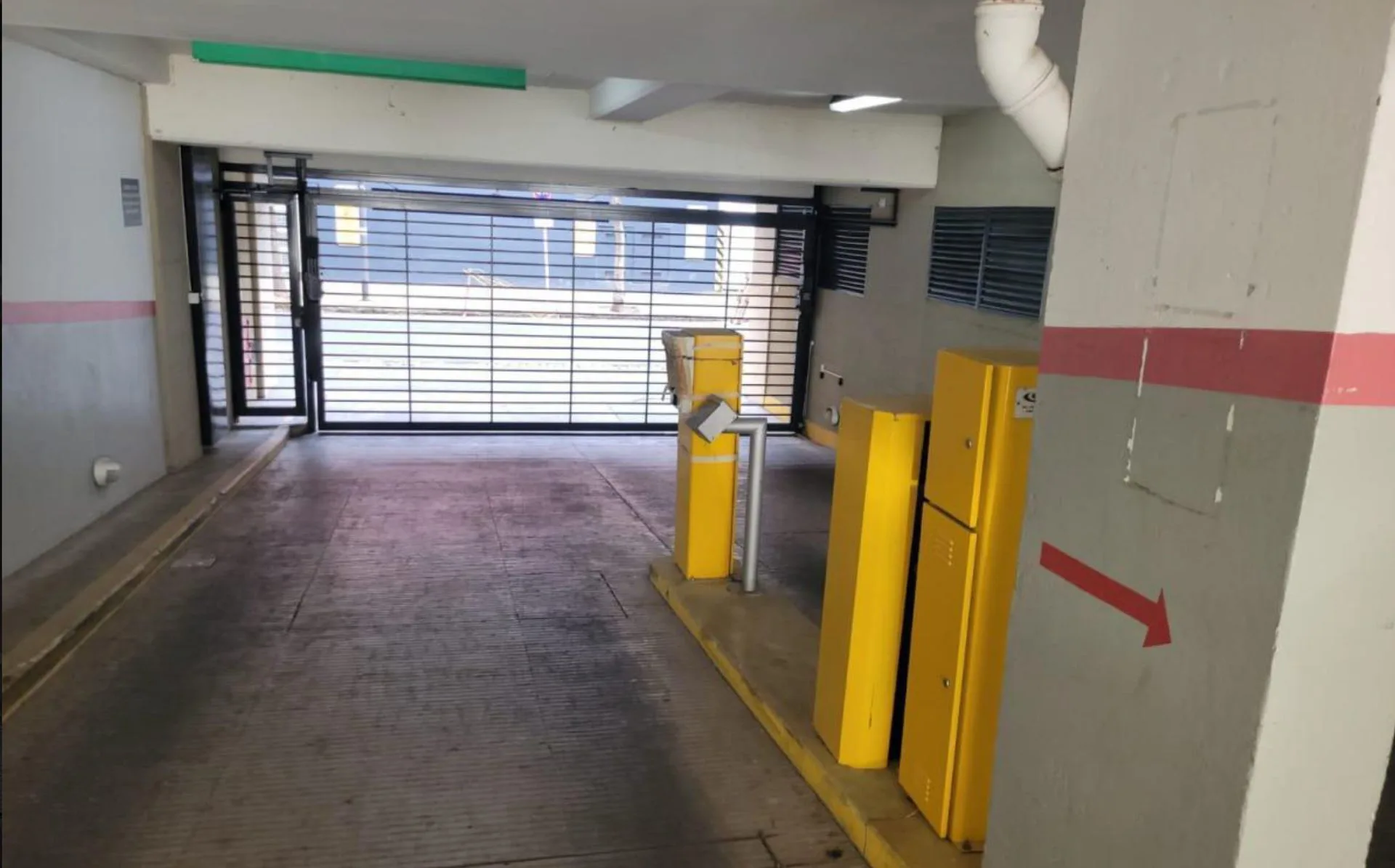Venta de Cochera Cubierta en Belgrano foto 4