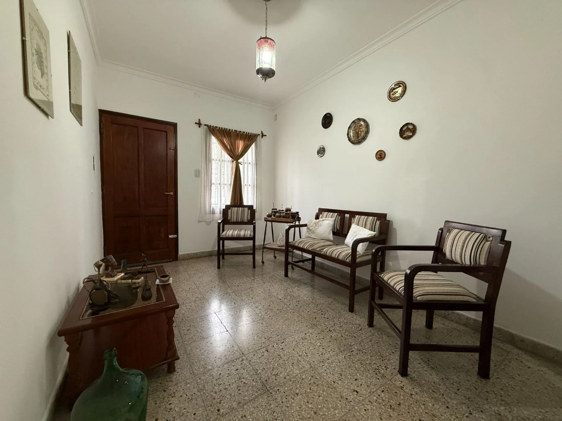 VENTA casa de 3 dormitorios con patio- Santo Tome foto 3