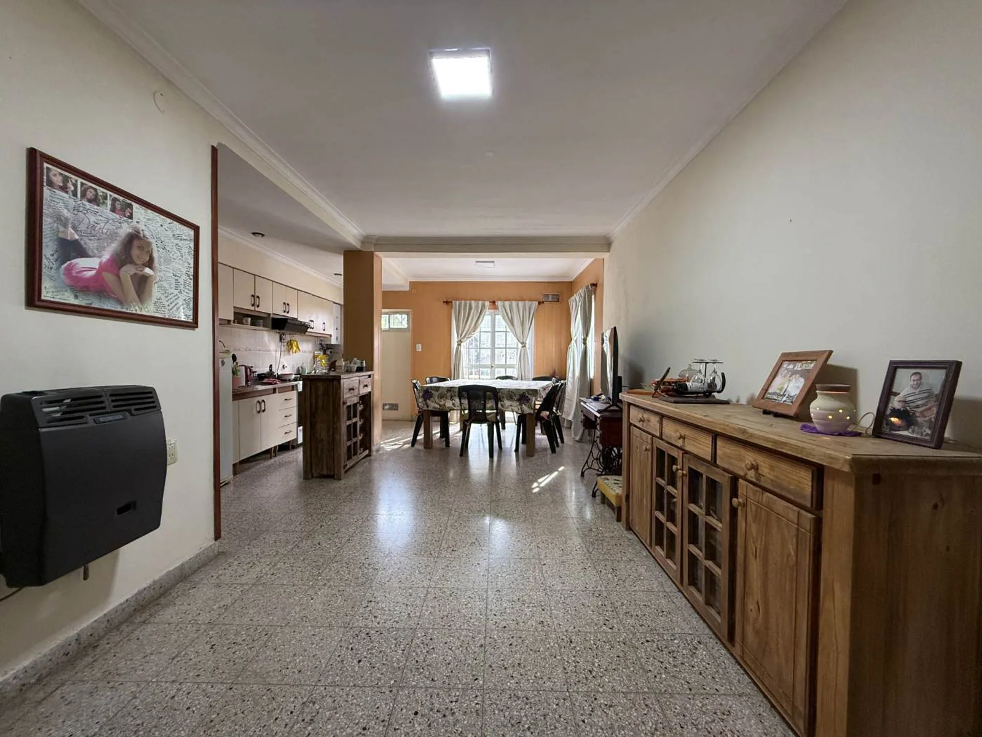 VENTA casa de 3 dormitorios con patio- Santo Tome foto 4