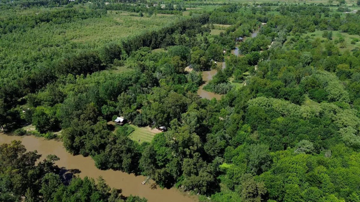 Venta Lote/Terreno Hipocampo con salida al rio! foto 4