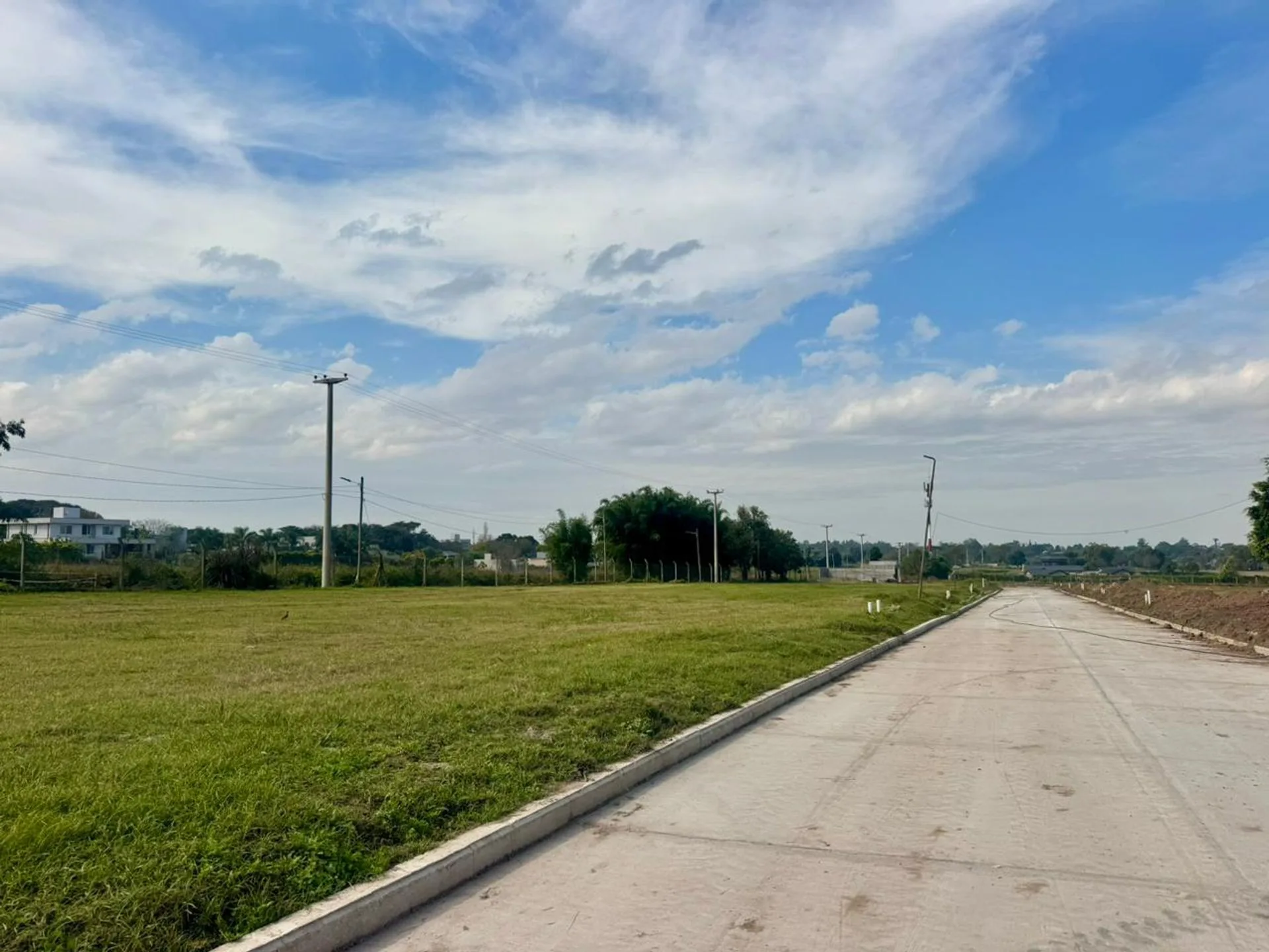 VENTA LOTE 430 M2 B. PRIVADO AYRES DE YERBA BUENA