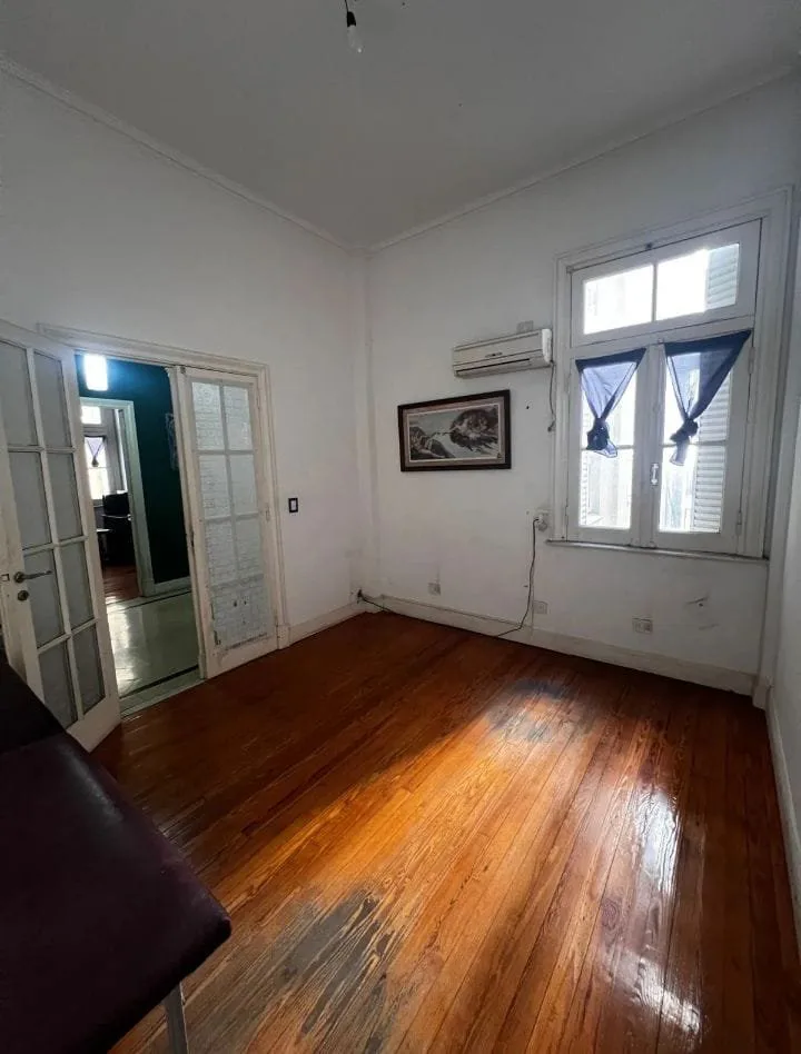 Se vende un departamento de 4 ambientes - Balvanera foto 5
