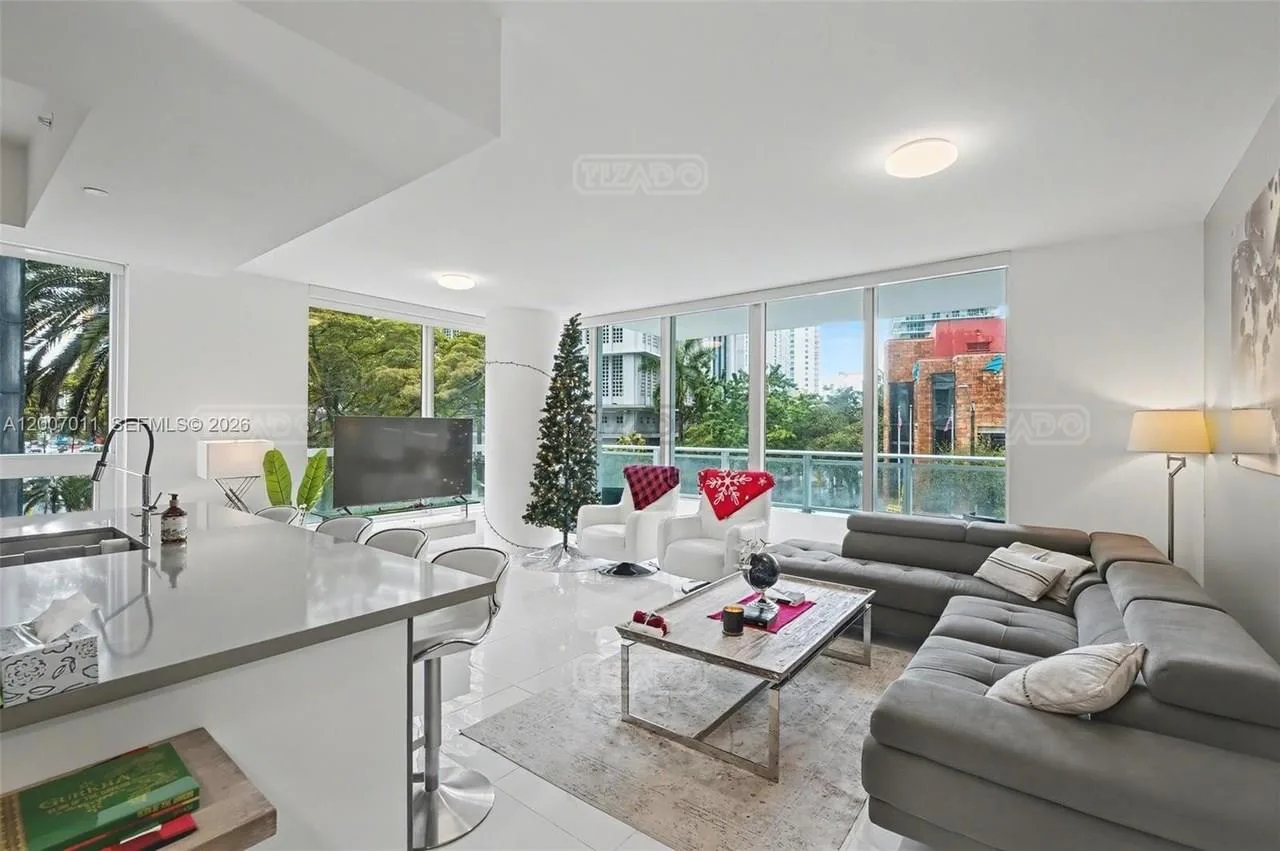 1080 Brickell Ave #209 1000 foto 5