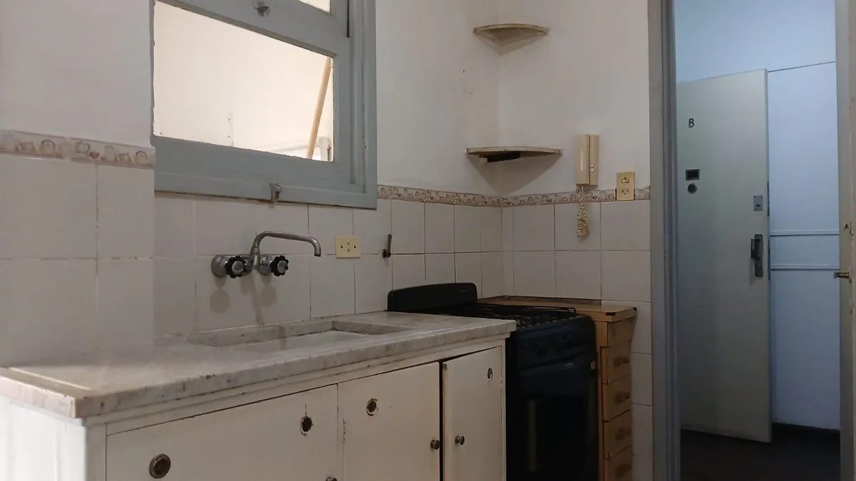 SE VENDE DEPARTAMENTO 2 DORMITORIOS B° CENTRO foto 4