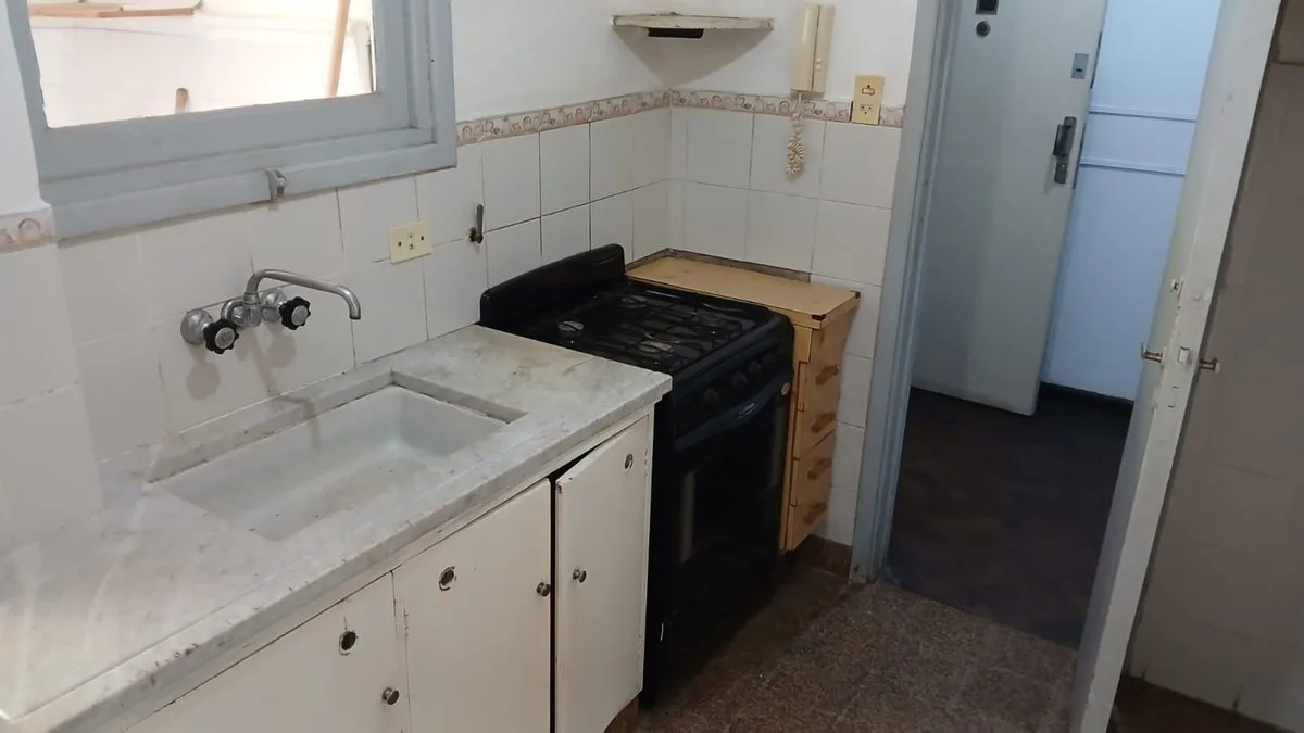 SE VENDE DEPARTAMENTO 2 DORMITORIOS B° CENTRO foto 5
