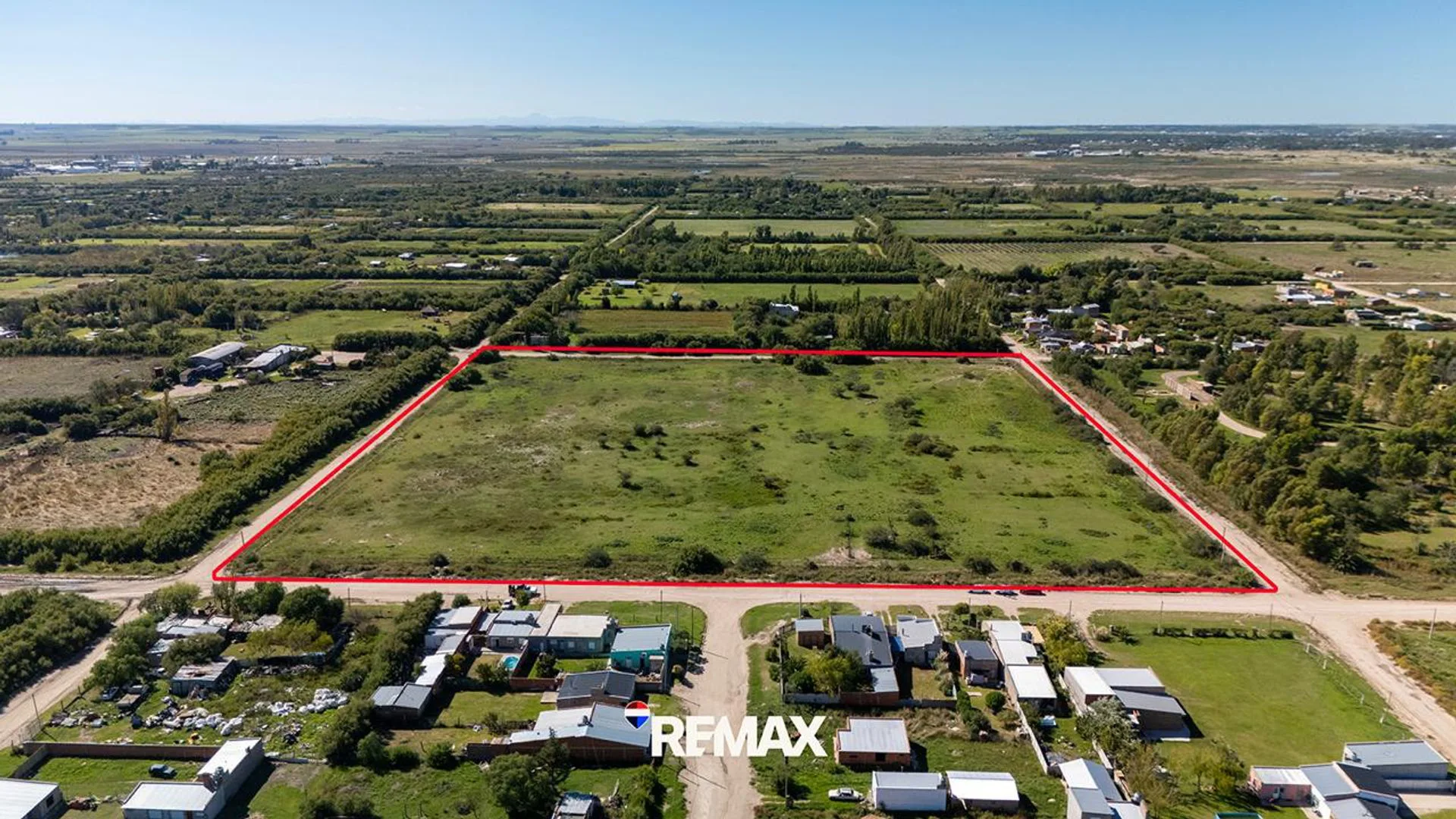 4 MANZANAS A LA VENTA EN GRAL. DANIEL CERRI