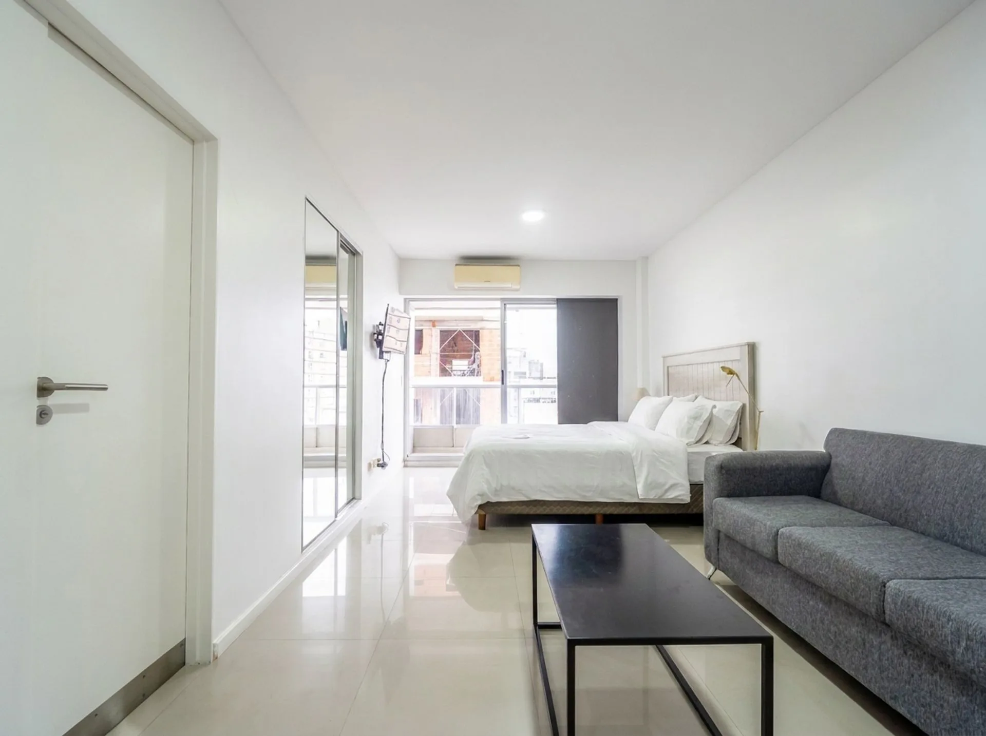 MONOAMBIENTE EN VENTA EN BELGRANO C