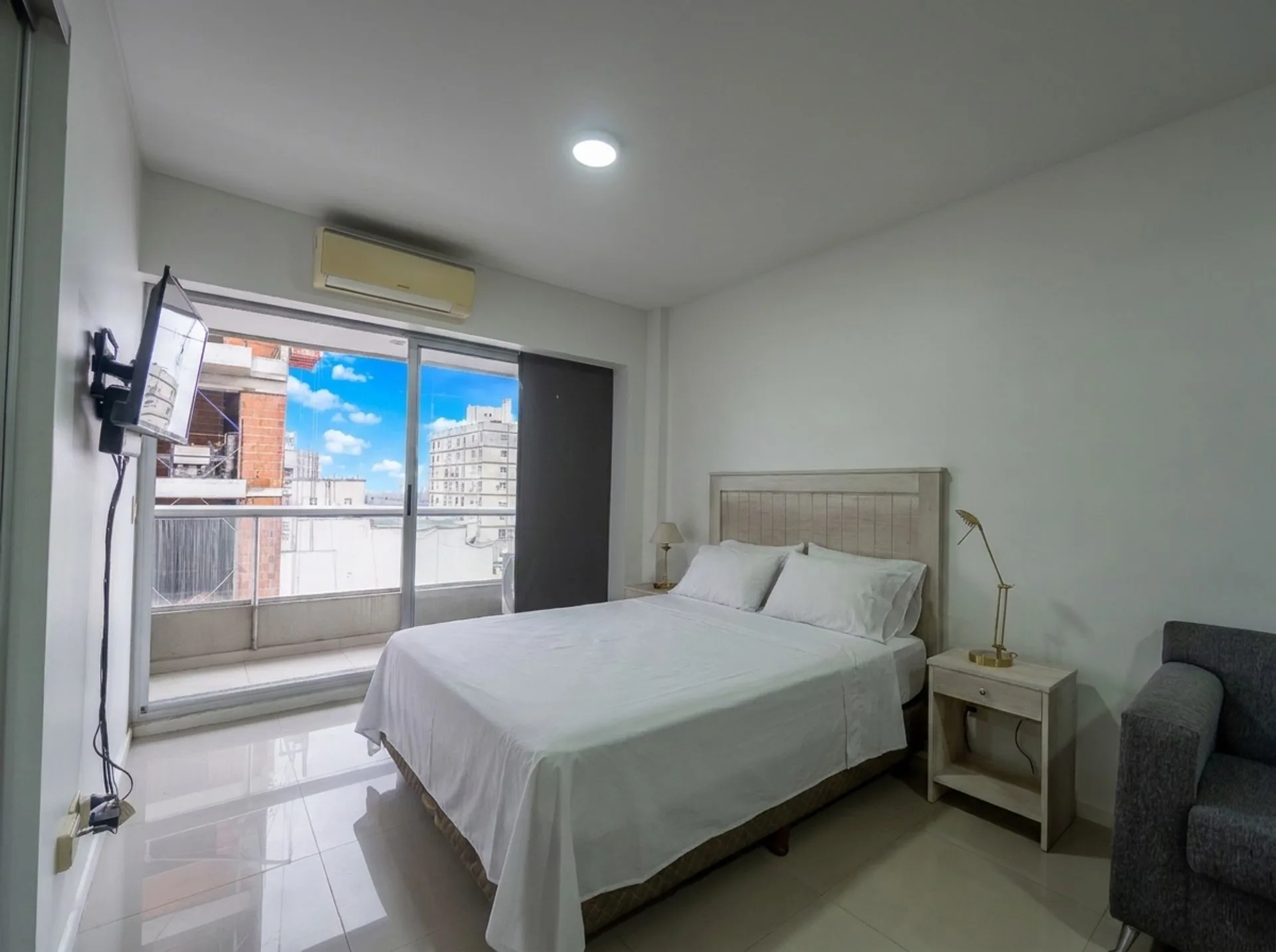 MONOAMBIENTE EN VENTA EN BELGRANO C foto 4