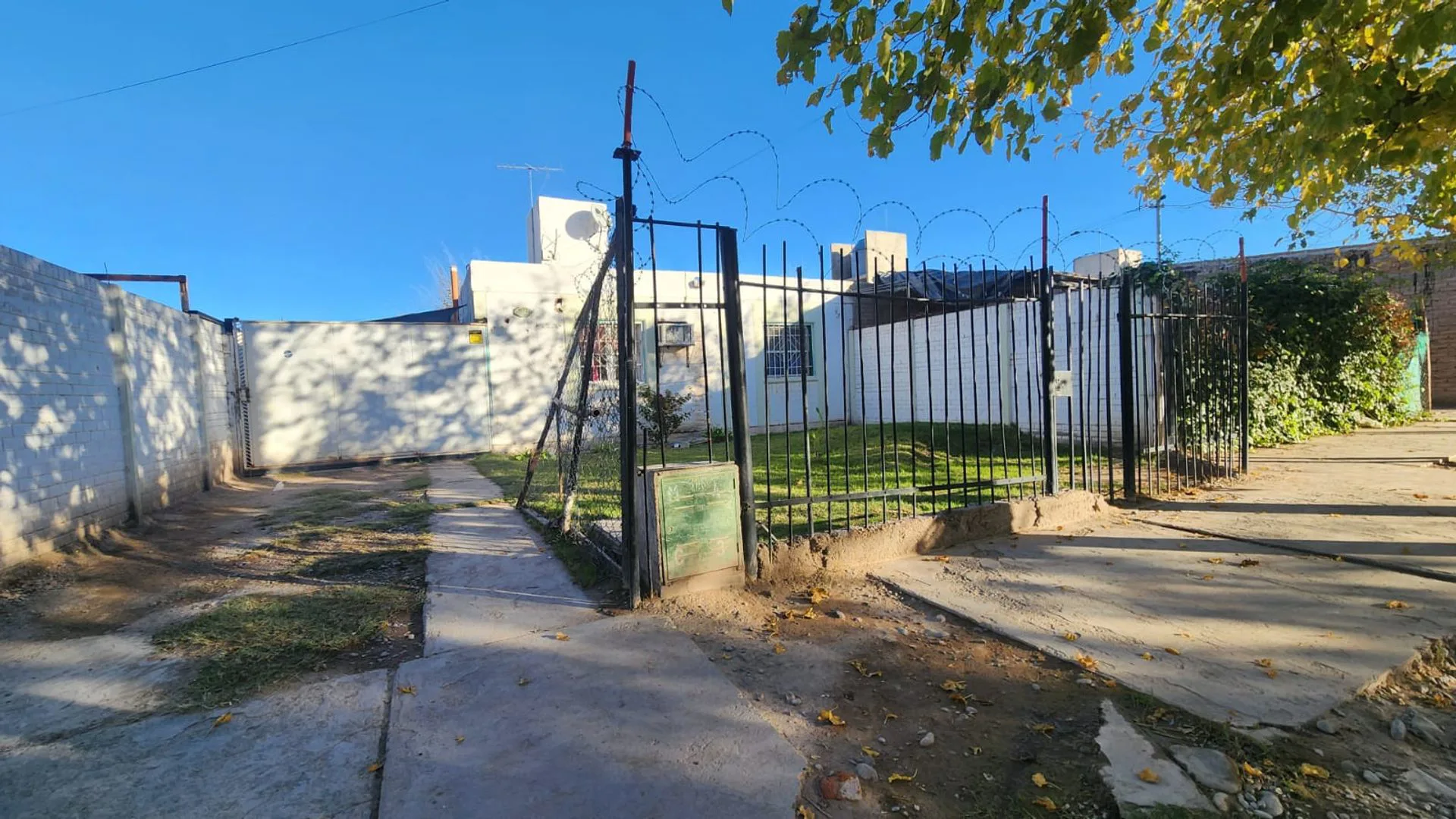 VENTA. CASA 2 DE DORMITORIOS. CHIMBAS