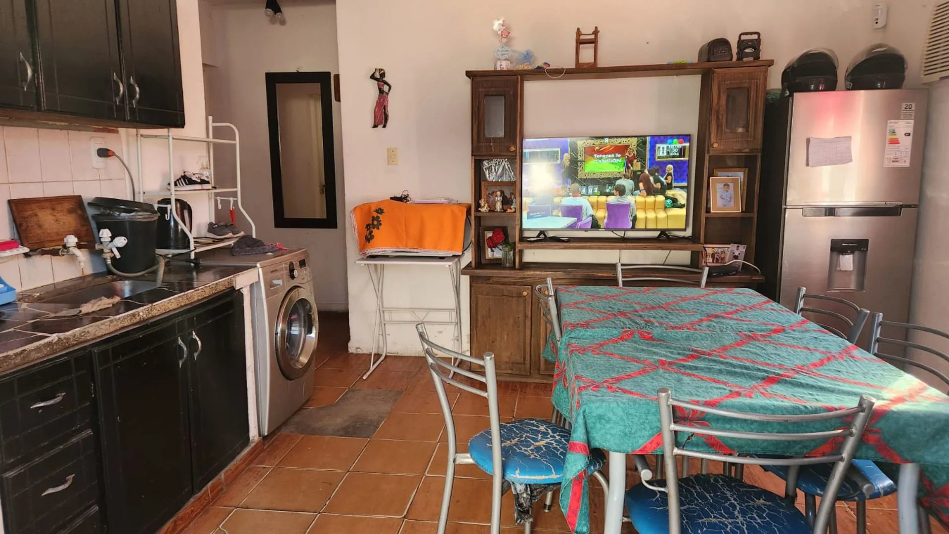 VENTA. CASA 2 DE DORMITORIOS. CHIMBAS foto 4
