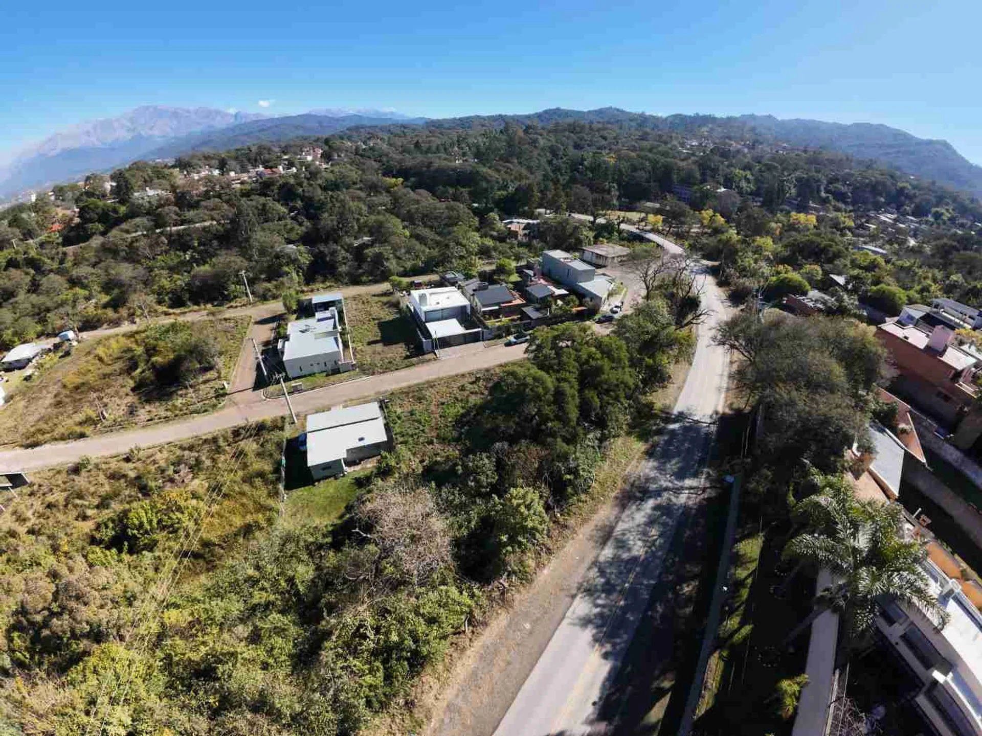 VENTA TERRENO EN BARRIO LAS MORAS 720,95 m² foto 3