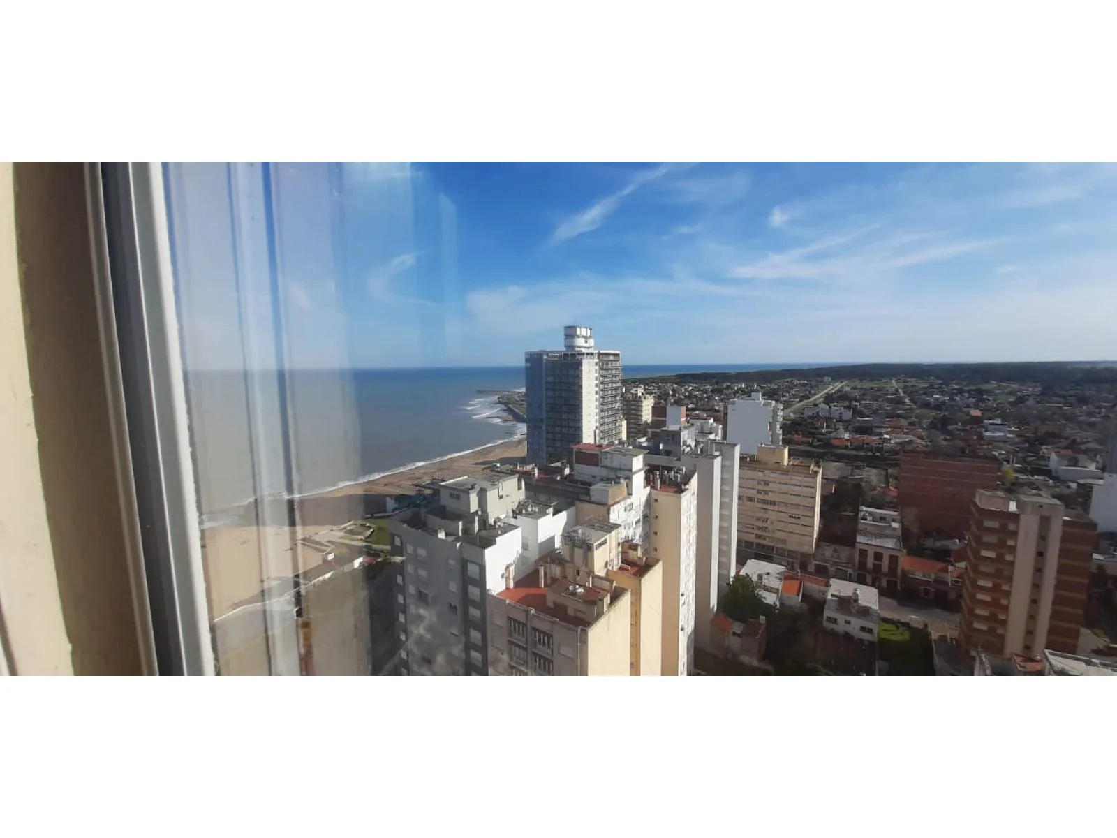 Renovated Studio with Panoramic View in Miramar, Playa II Building – photo 13 of 17