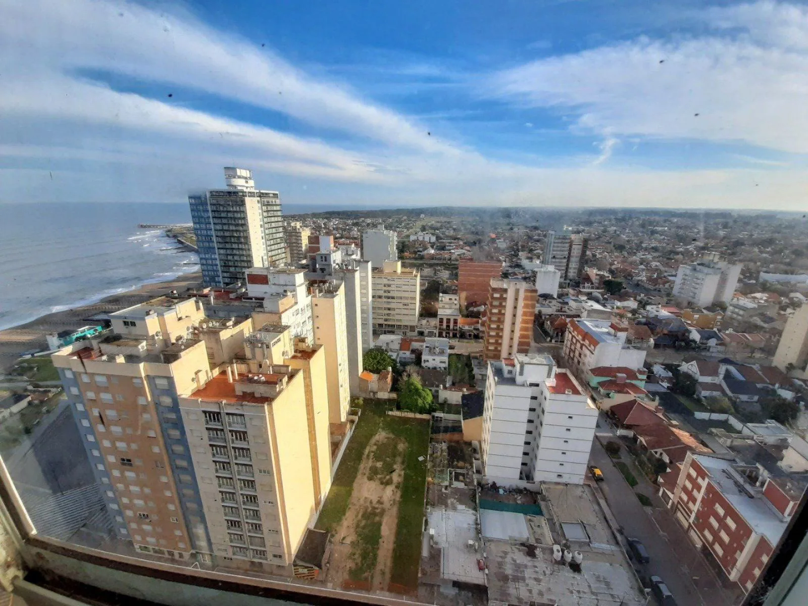 Renovated Studio with Panoramic View in Miramar, Playa II Building – photo 16 of 17
