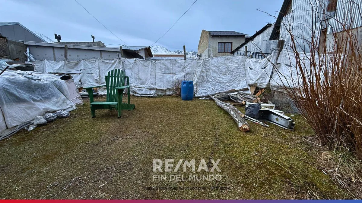 TERRENO MAS CASA A RECICLAR, RESIDENCIAL-COMERCIAL foto 3