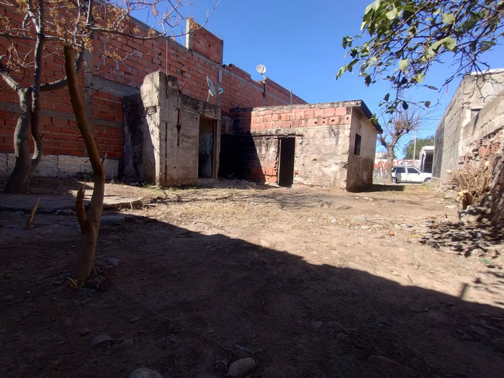 TERRENO A METROS DE AV. MISIONES
