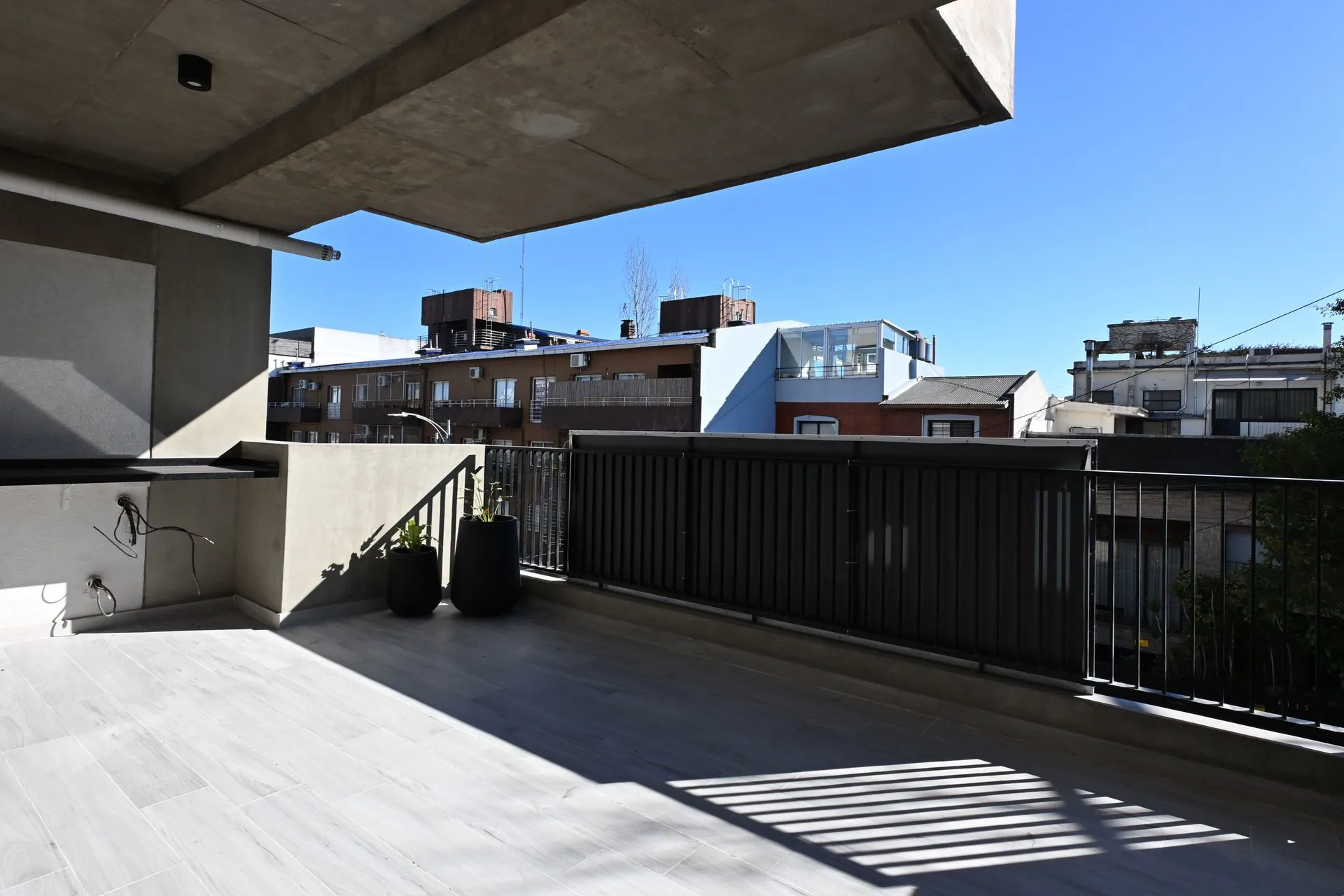Gran Departamento 4 ambientes y Cochera a estrenar foto 5