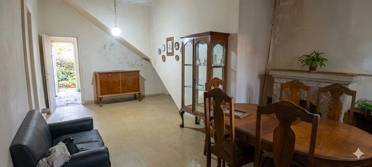 VENTA CASA 3 amb + DPTO 2 AMB Y PARQUE - LA PERLA foto 3