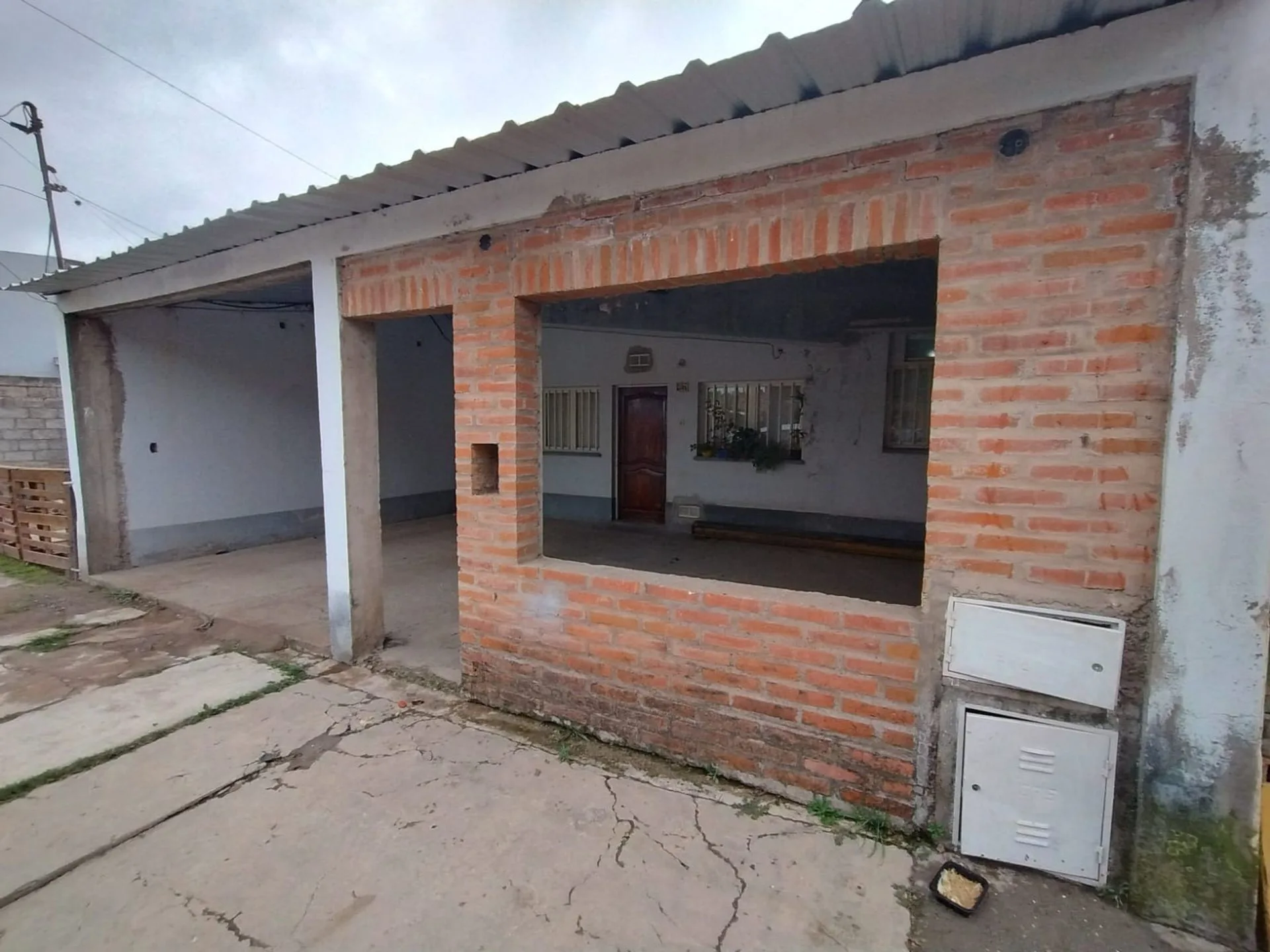 VENTA CASA 2 DORMITORIOS 212 M2 ALTO COMEDERO foto 2