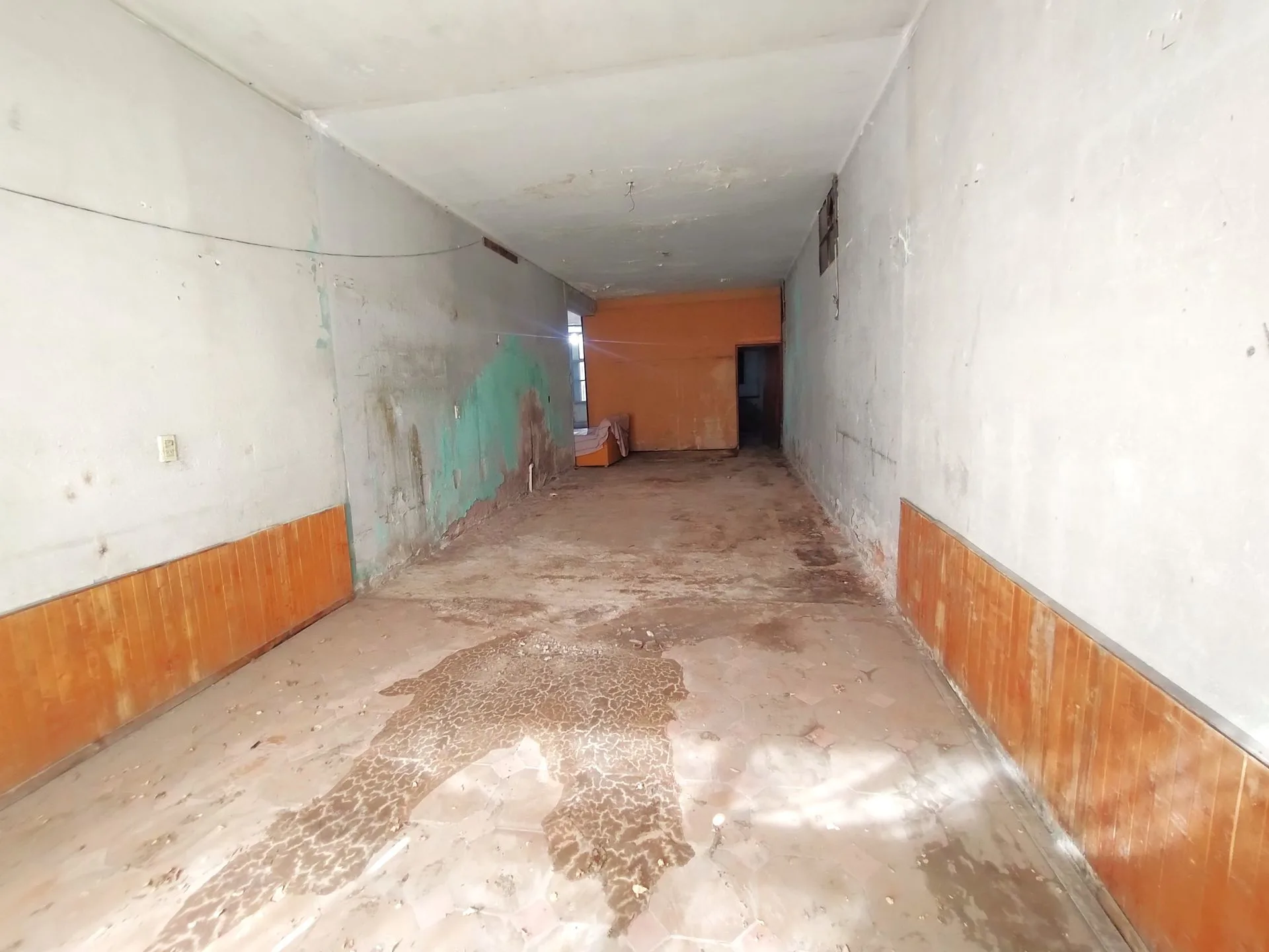 Venta Local Comercial + Terreno Villa Hipódromo foto 2