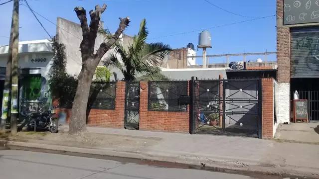 excelente casa sobre Av. El Callao