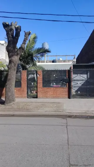 excelente casa sobre Av. El Callao foto 2