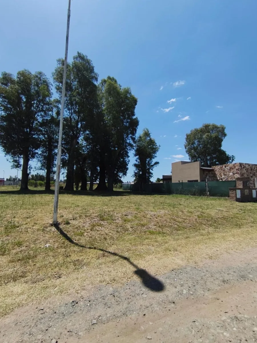 Loteo En Barrio Altos De Valle Verde, Luján En Venta foto 2