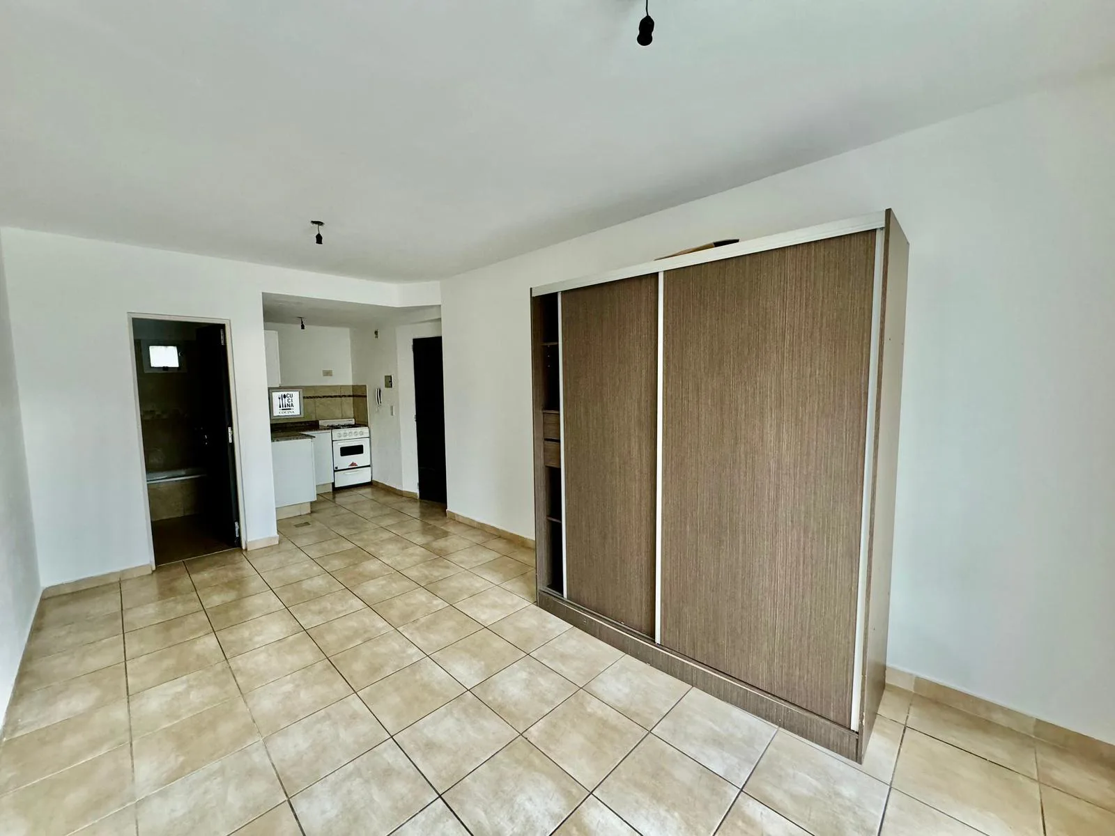 Córdoba al 4000 - Monoambiente en alquiler - Rosario, Echesortu foto 3