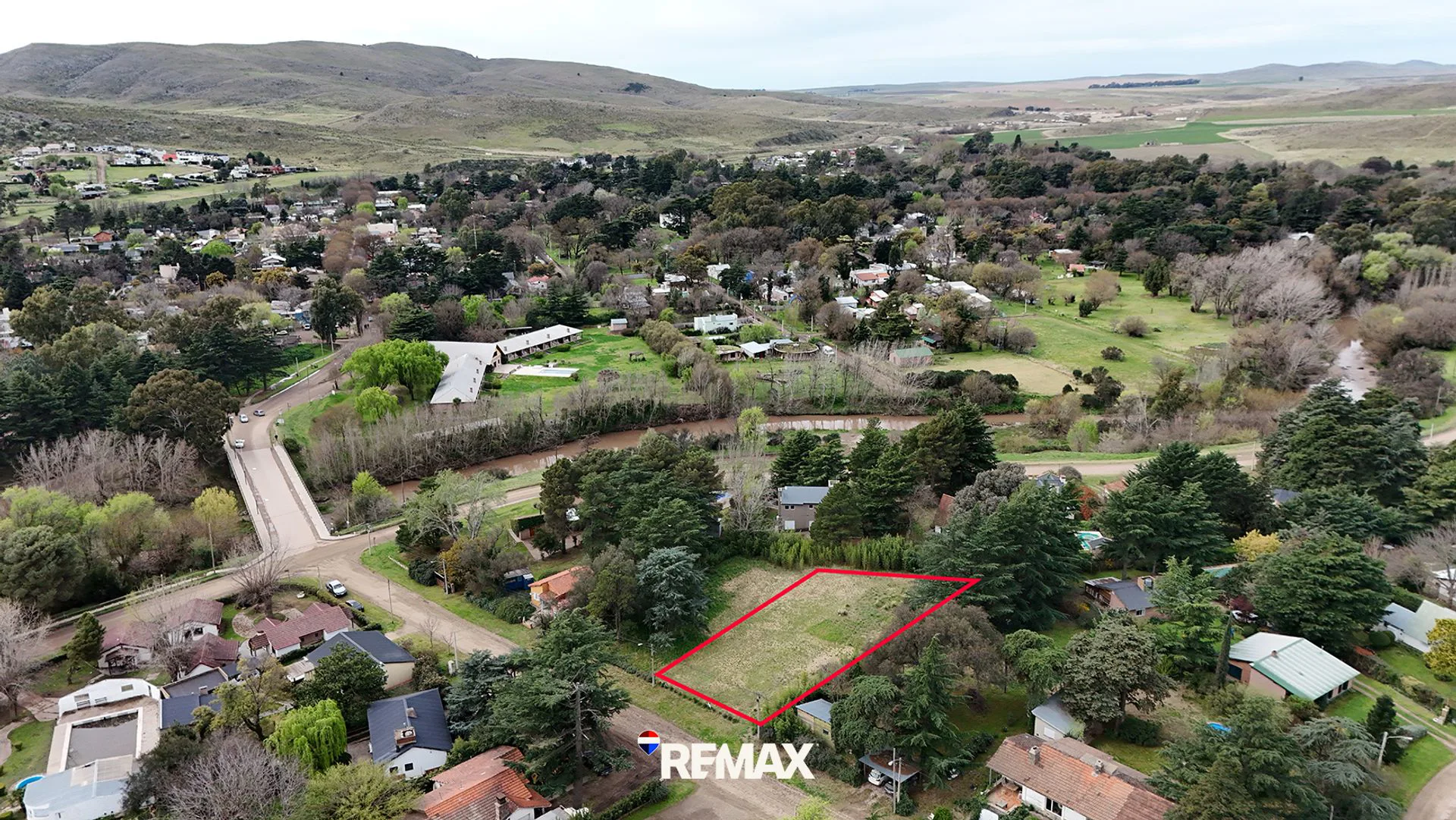 LOTE EN VENTA, SIERRA DE LA VENTANA (BARRIO GOLF) foto 3