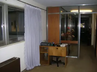 MUY BUENAS OFICINAS EN SEMIPISO DE 130 M2 SOBE AV. 9 DE JULIO foto 3