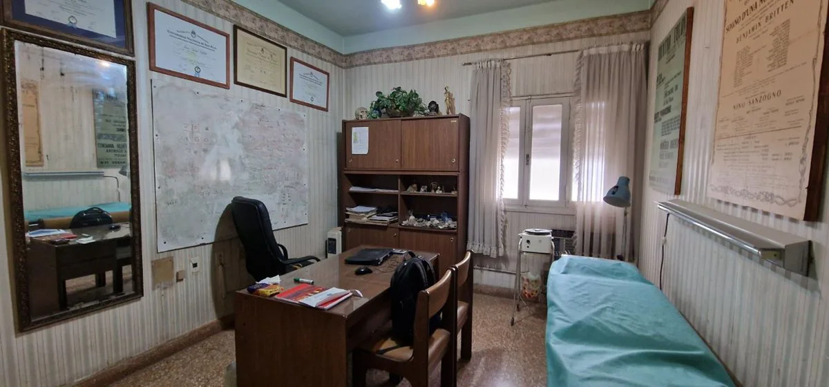 VENTA CASA Y DEPTO CENTRICO, GRAN TERRENO, CAPITAL foto 3
