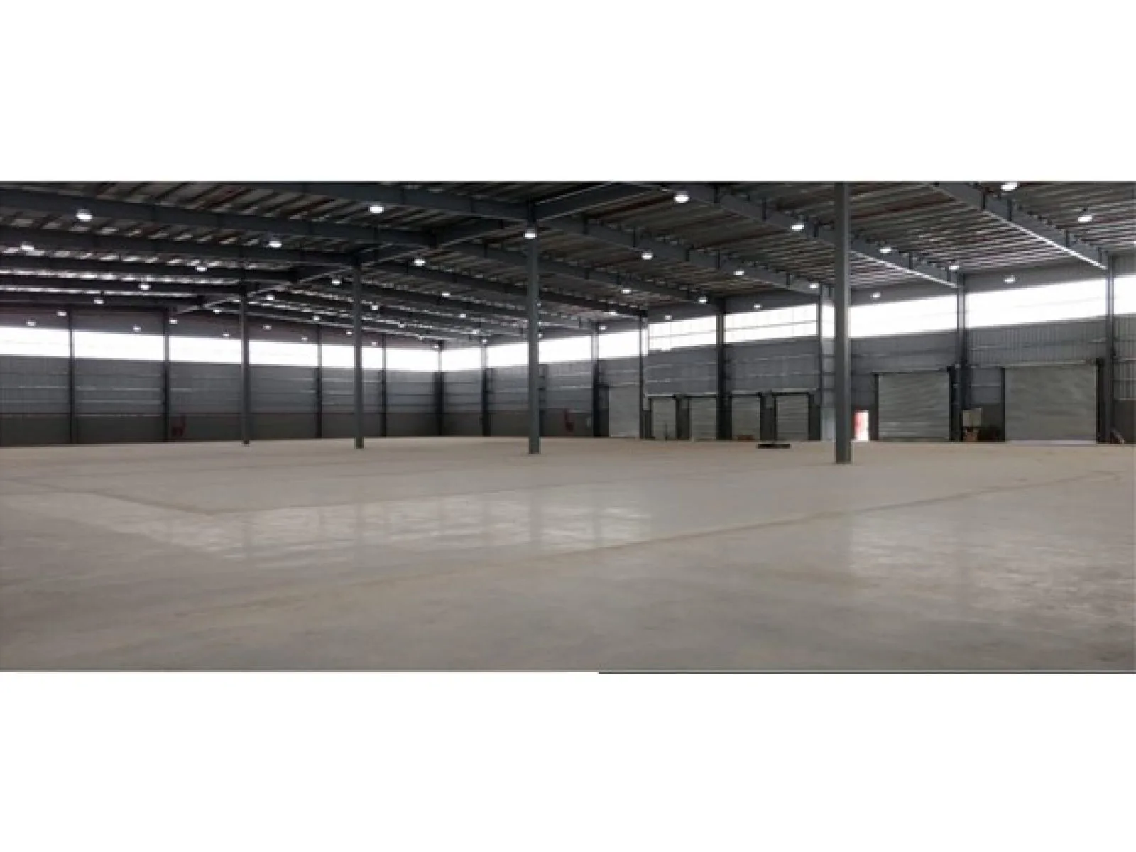 ALQUILER DEPOSITOS NAVES 2.572m2 en GARIN foto 4