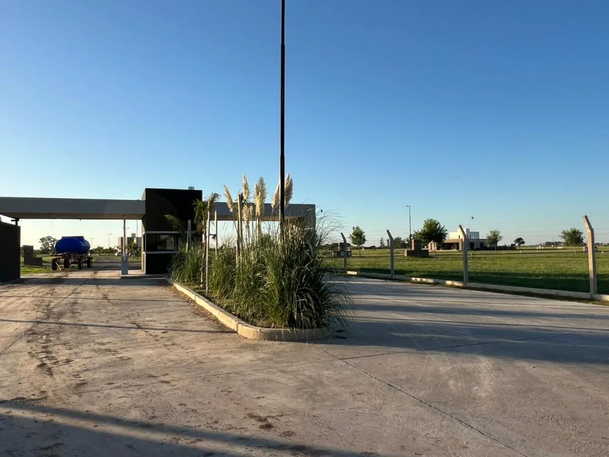 VENTA TERRENO EN NUEVOS AIRES foto 2