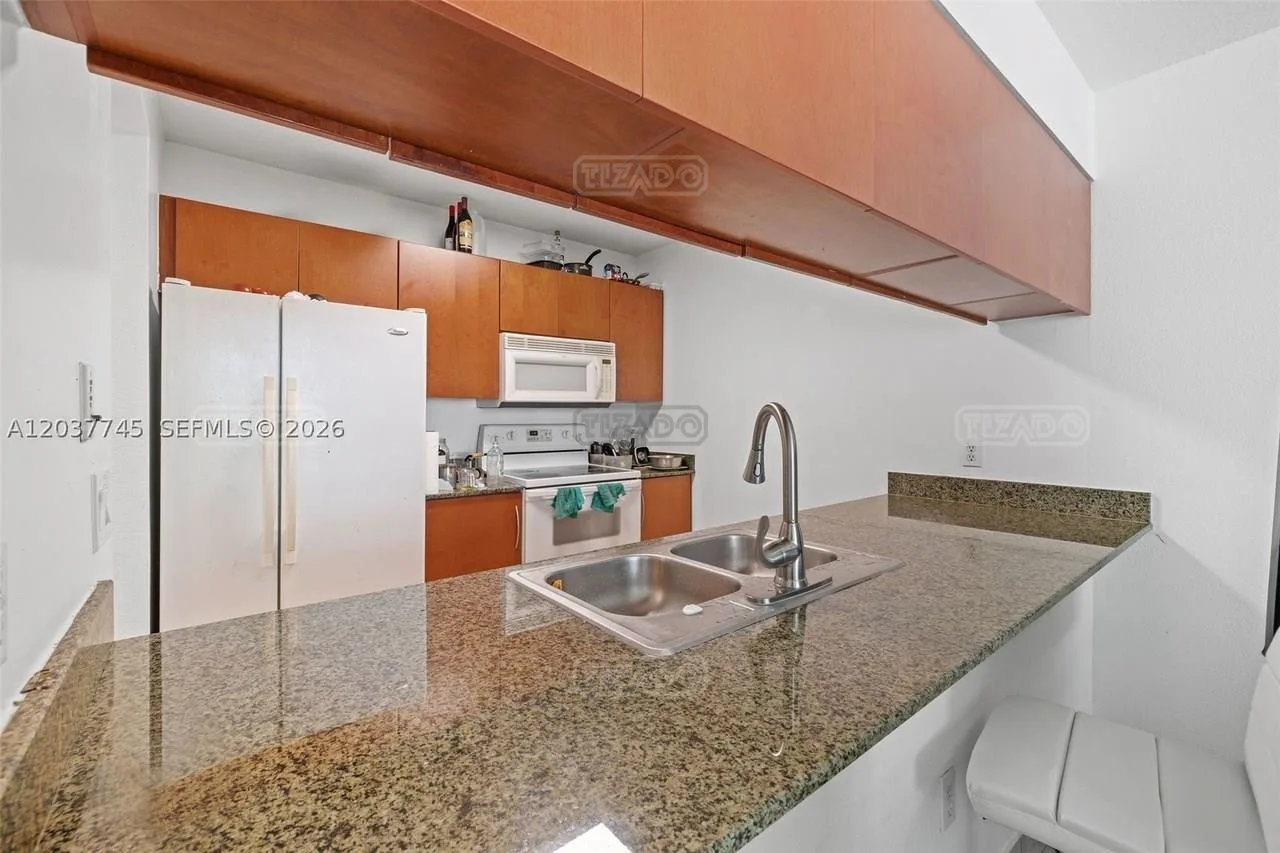1200 Brickell Bay Dr #3714 1200 foto 4