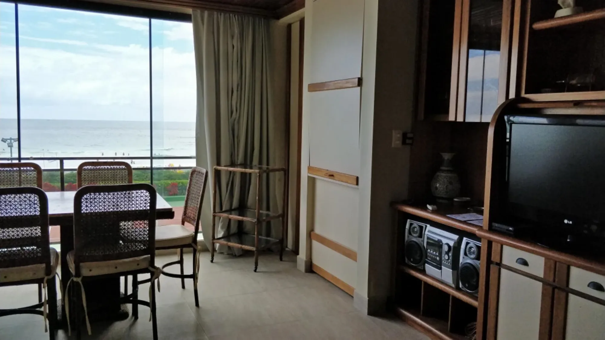 Apartment in San Nicolás – photo 17 of 32