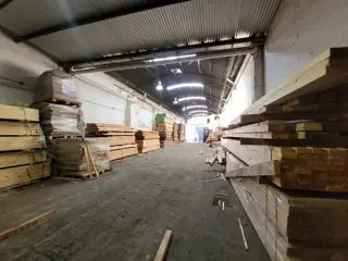 VENTA GALPON DEPOSITO VILLA URQUIZA SOBRE AVENIDA foto 3