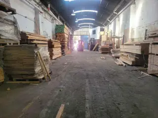 VENTA GALPON DEPOSITO VILLA URQUIZA SOBRE AVENIDA foto 4