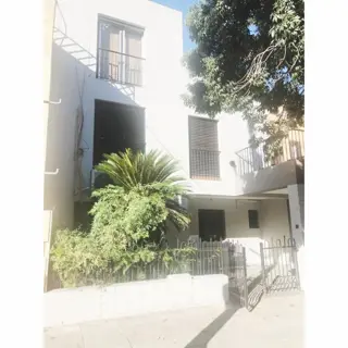 Venta casa 6 amb con cochera. Oportunidad foto 2
