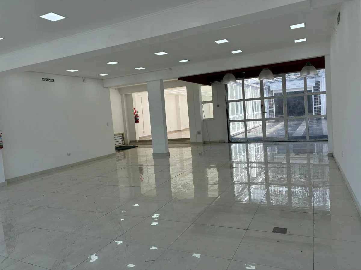 Alquiler de Local Comercial foto 3