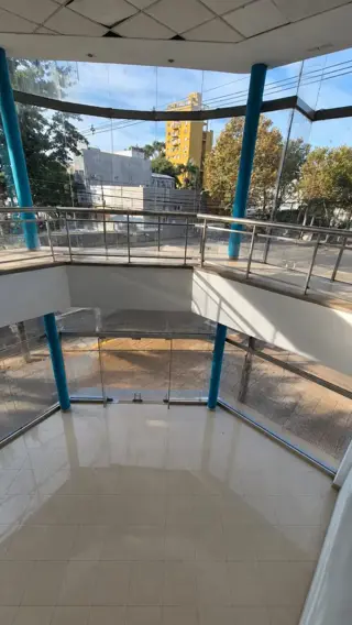 EXCLUSIVO LOCAL COMERCIAL EN ALQUILER EN EL MICROCENTRO DE LA CIUDAD DE POSADAS foto 4