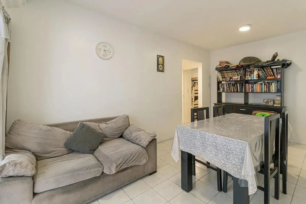 Venta Departamento 3 ambientes c balcón Balvanera foto 3