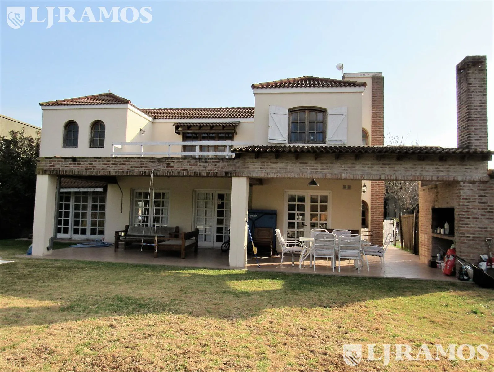 APTO CREDITO. 3 DORM y SERVICIO. LOTE INTERNO. foto 2