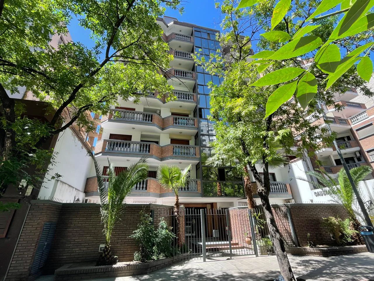 Departamento en Venta 2 Dormitorios | Nueva Córdoba | 2 Baños | Escritorio | Terraza foto 2
