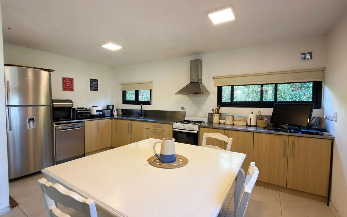 VENTA CASA 5amb B. SAN ISIDRO LABRADOR,DIQUE LUJAN foto 4
