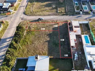 VENDE Terreno esquina de 300 m2 en Arroyo Seco foto 3