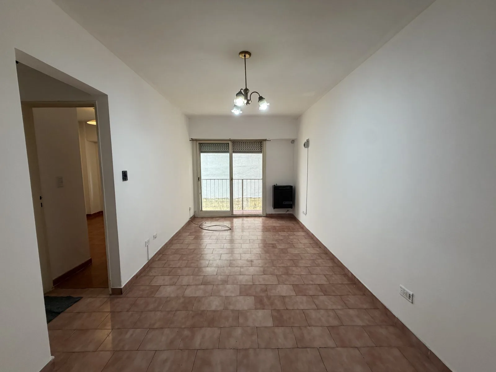 DEPARTAMENTO 2 AMB CON BALCON - CIUDADELA foto 3