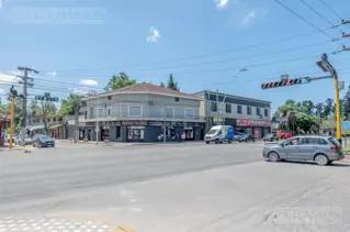 Complejo comercial en bloque a la venta en Malvinas Argentinas foto 1