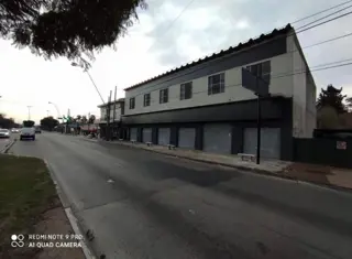 Complejo comercial en bloque a la venta en Malvinas Argentinas foto 2