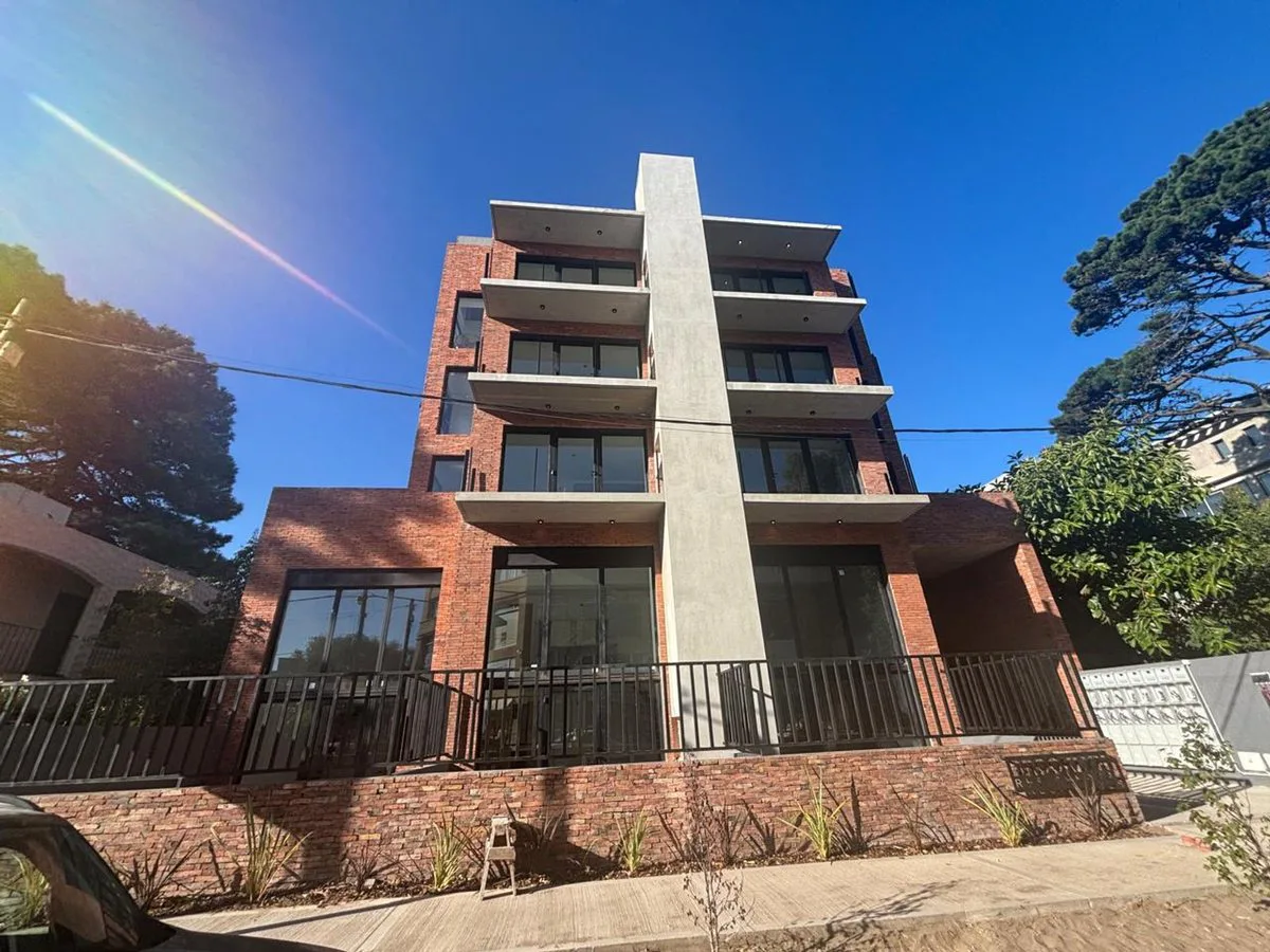 Departamento dos ambientes con terraza en Pinamar foto 4