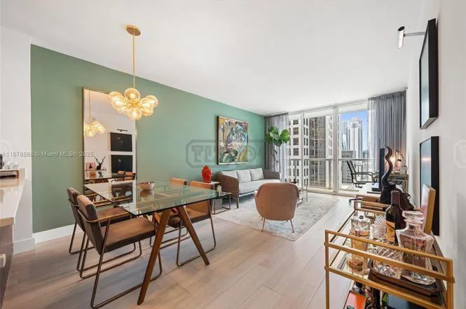 55 SE 6th St #1908 foto 2