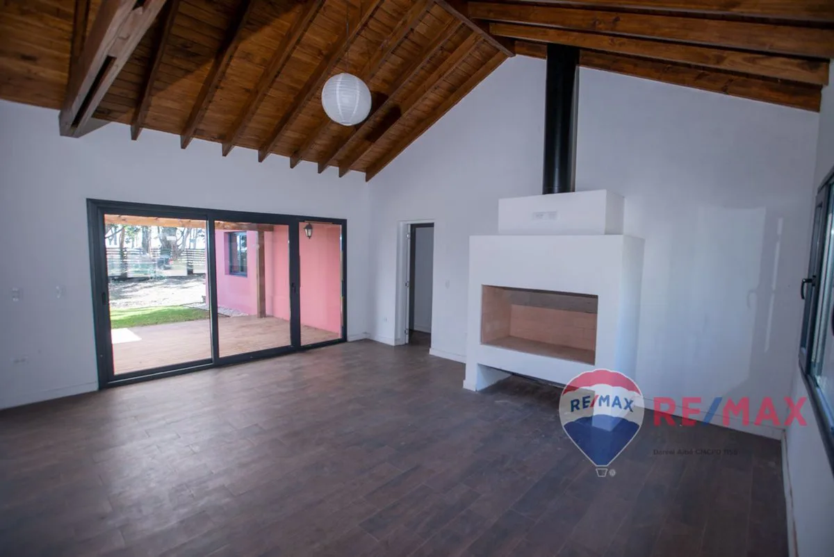 CASA VENTA COSTA ESMERALDA A ESTRENAR foto 2